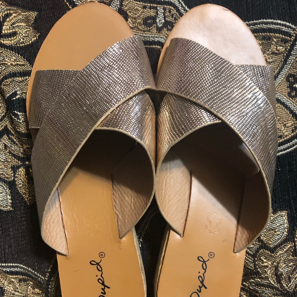Qupid Rose Gold Slide